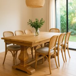 שולחן אוכל רגל אננס HBB