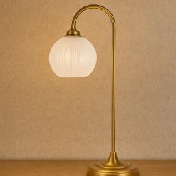 מנורה שולחנית פלטיניום AMR