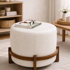 סטול מרופד עגול מעץ טיק מלא – גוון לבן EAT