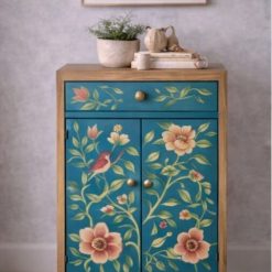 שידת אחסון מעץ מלא עם מגירה ודלתות דגם פריה MUK