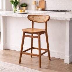 Kana כסא בר מעץ טיק BRO