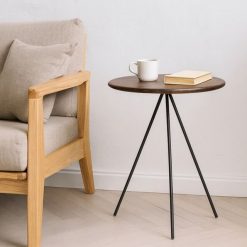 שולחן צד דגם שילב – עץ אגוז מלא עם רגלי מתכת EAT